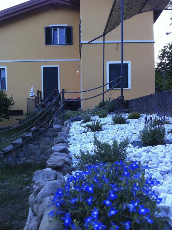 Impronte Nel Bosco Bed & Breakfast Calice al Cornoviglio ภายนอก รูปภาพ